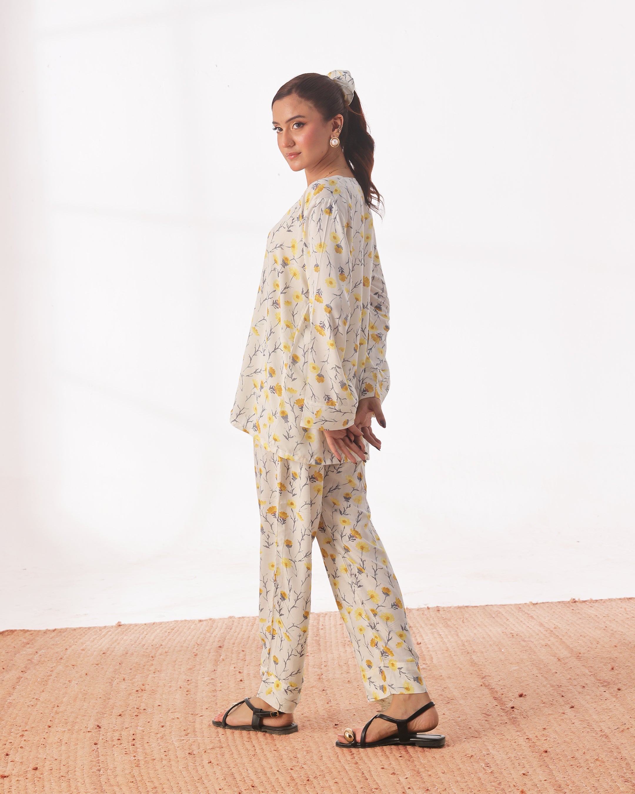Linen Pajama Suit with Scrunchie - Sunlit Bloom